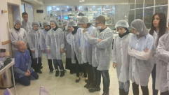 بالصور: طلاب فرع الطب بالثانوية الشاملة في زيارة تعليمية للمراكز الطبية